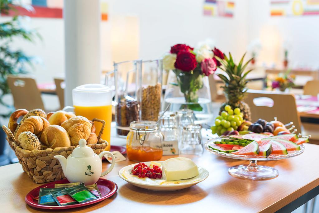 Bed & Breakfast Rotes Haus Uberlingen Exterior foto